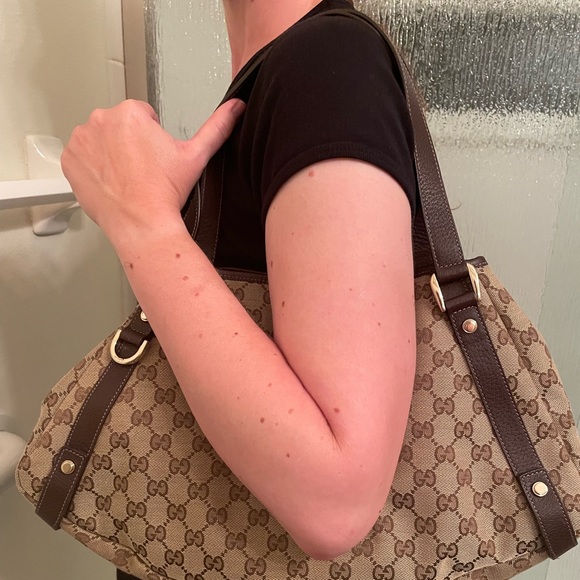 🎉HP🎉🍾FIRM EUC Gucci Abbey GG Shoulder Bag # 130736 493492 - Picture 3 of 14